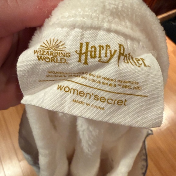 Harry Potter Hogwarts Owl Sweatshirt Kids White Long Sleeve sweater - Picture 4 of 4